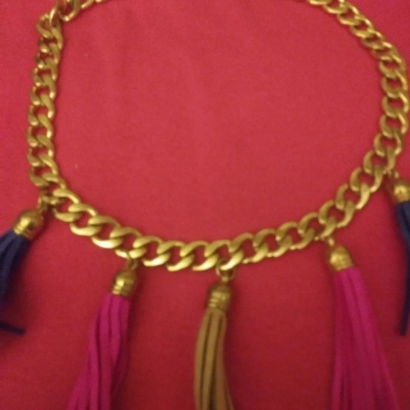 J389 Unique Leather Tassel Statement Necklace - Picture 2 of 4